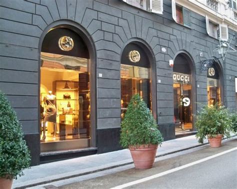 gucci genova rubato